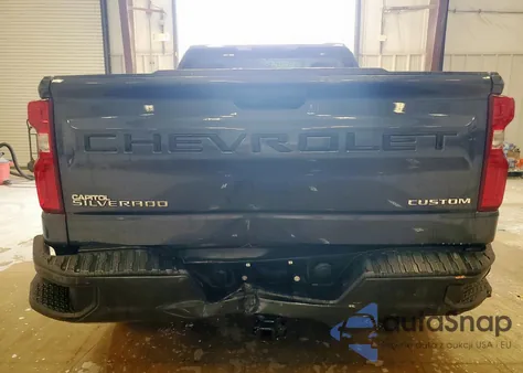 2020 Chevrolet Silverado C1500 Custom из США, поврежденный, VIN 1GCRWBEK2LZ218582